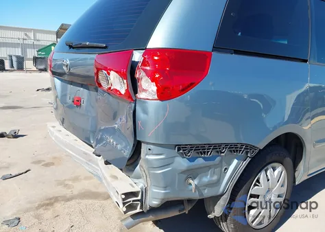 2009 Toyota Sienna Ce from USA, damaged, VIN 5TDZK23C99S229614
